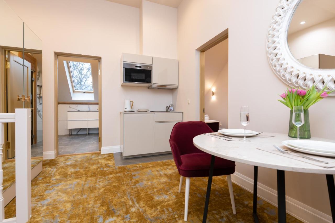 Hotel Meltzer Apartments ทาลลินน์ ภายนอก รูปภาพ